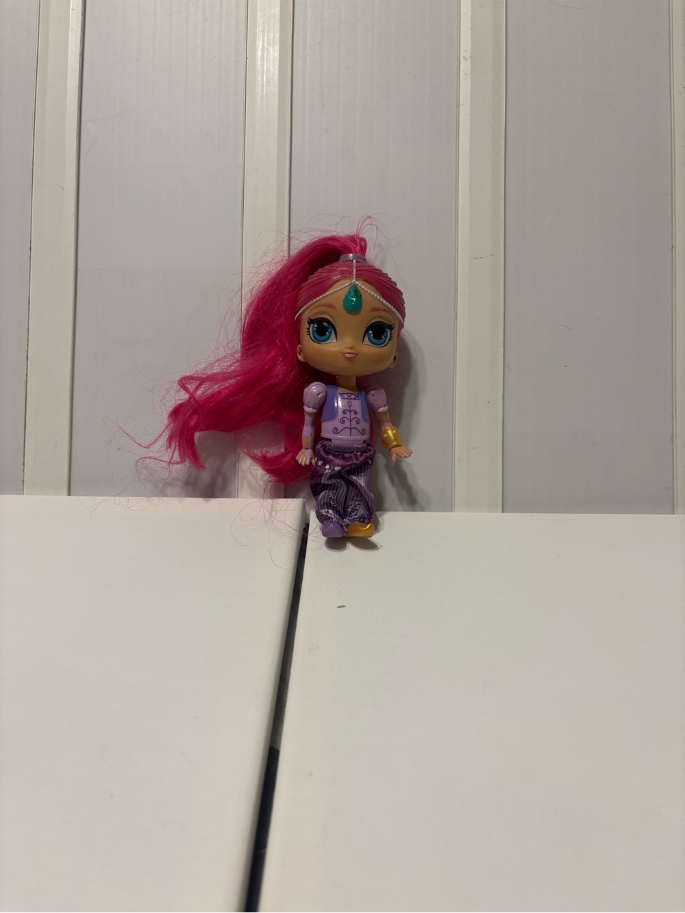 Nickelodeon Shimmer And Shine Shimmer Genie Doll Pink Hair
